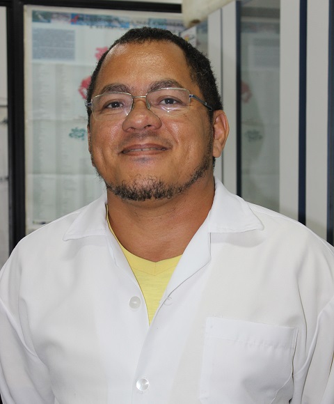 Dr. Edelvio Gomes